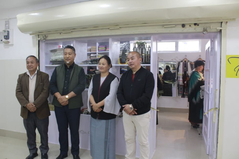 Kohima Town MLA, Dr Tsielhoutuo Rhütso, proprietor Neithono Sothu and others during the opening of Tejo Weaves in Kohima on May 6. (Morung Photo)